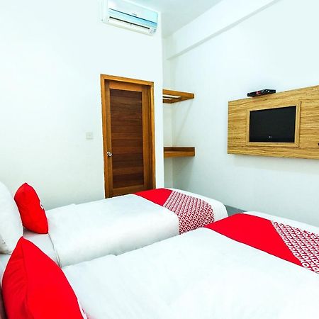 Oyo 2408 Bc Inn Мангсит Экстерьер фото